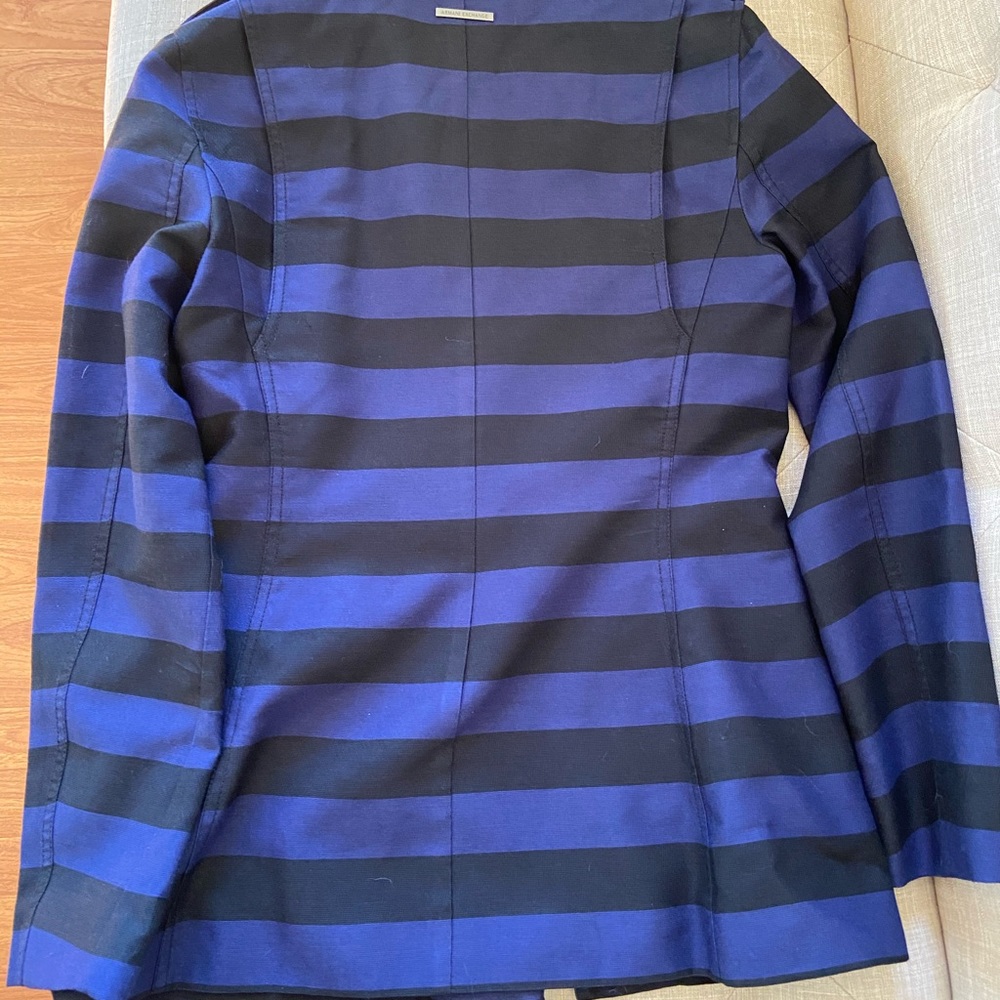 Jacket - Picture 2 of 7